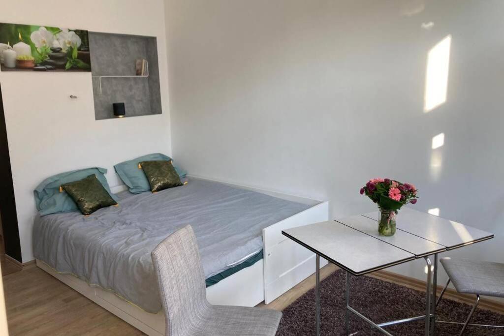 Magnifique Studio Au 2Eme Etage, A Proximite De La Gare Du Midi! Brusel Exteriér fotografie