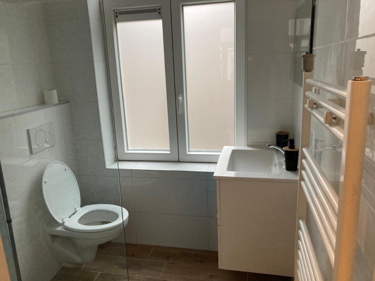 Magnifique Studio Au 2Eme Etage, A Proximite De La Gare Du Midi! Brusel Exteriér fotografie